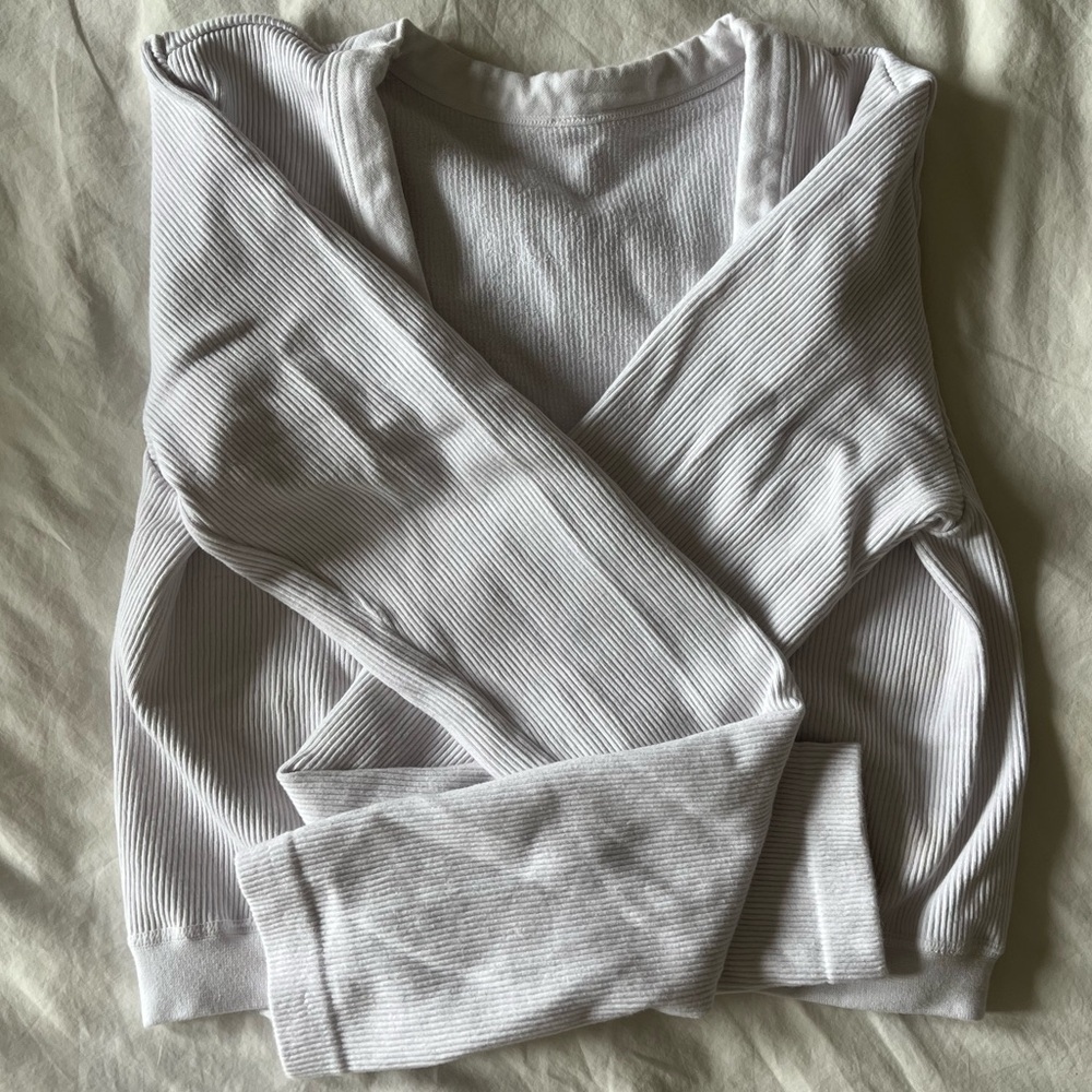 Alo cropped ribbed long sleeve top